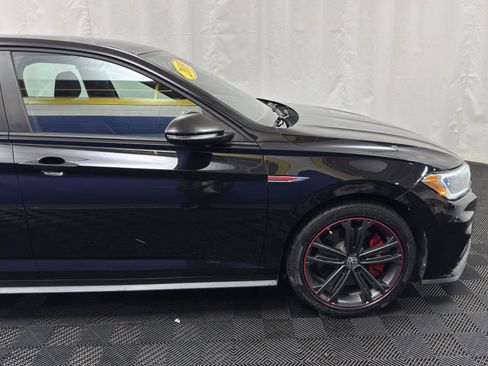 Used 2019 Volkswagen Jetta GLI image 14