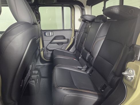 New 2026 Jeep Gladiator Sport image 17