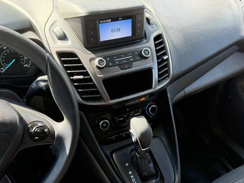 Used 2020 Ford Transit Connect XL FWD image 18