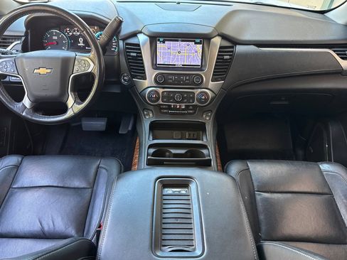 Used 2018 Chevrolet Tahoe Premier AWD/4WD image 16