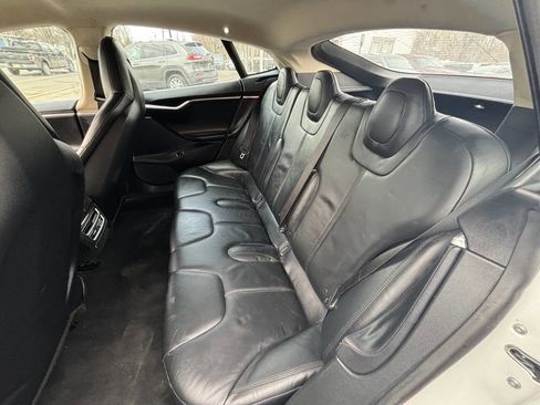 Used 2013 Tesla Model S image 20