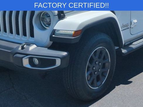 Used 2021 Jeep Gladiator Overland w/ Popular Equipment Package AWD/4WD image 9