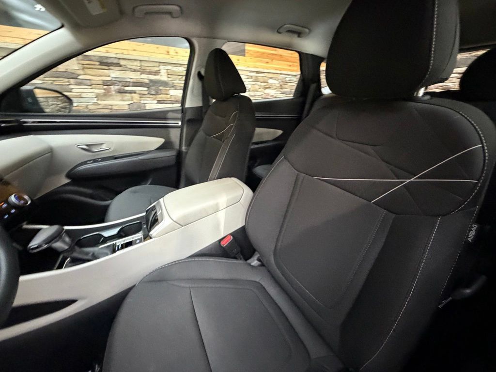 Used 2024 Hyundai Tucson SE AWD/4WD image 26