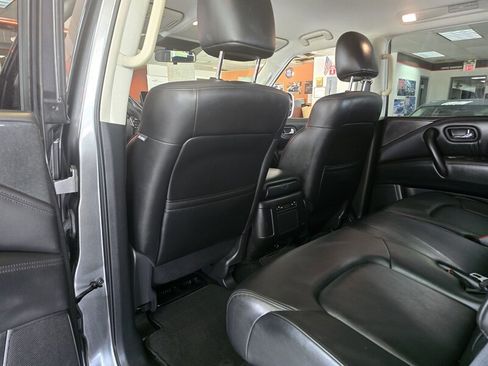 Used 2022 Nissan Armada SV RWD image 11