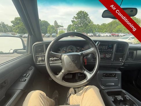 Used 2002 Chevrolet Silverado 1500 LS w/ Electrical Convenience Pkg RWD image 16
