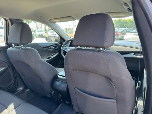 Used 2023 Chevrolet Malibu LS image 19