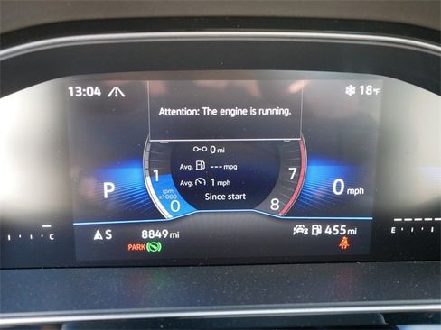 Certified 2025 Volkswagen Jetta SE image 27