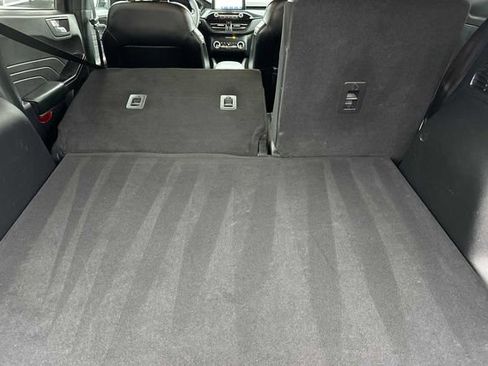 Used 2025 Ford Escape ST-Line w/ Equipment Group 301A image 13