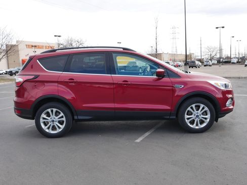 Used 2018 Ford Escape SE w/ SE Sync 3 Package image 8
