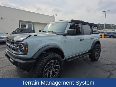 Used 2024 Ford Bronco Big Bend image 6