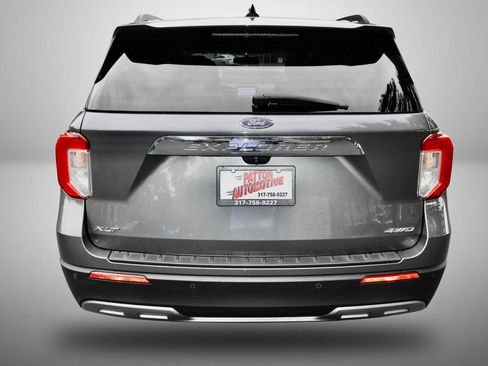 Used 2021 Ford Explorer XLT AWD/4WD image 6