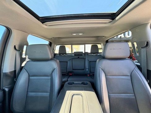 Used 2022 GMC Sierra 2500 Denali w/ Denali Ultimate Package AWD/4WD image 31
