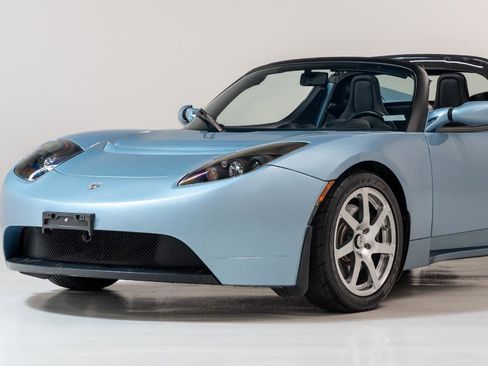 Used 2008 Tesla Roadster RWD image 25
