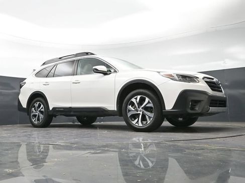 Used 2022 Subaru Outback Limited w/ Popular Package #2 AWD/4WD image 36