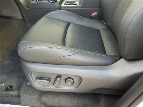 New 2026 Toyota 4Runner Limited AWD/4WD image 4