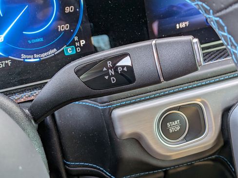 Used 2025 Mercedes-Benz G 580 w/ EQ Technology image 24