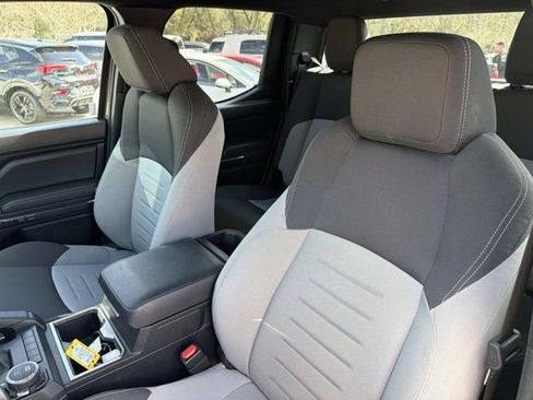 Certified 2025 Toyota Tacoma TRD Sport AWD/4WD image 10