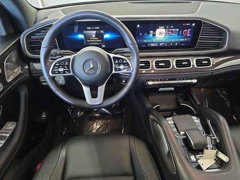 Used 2020 Mercedes-Benz GLS 450 4MATIC image 17