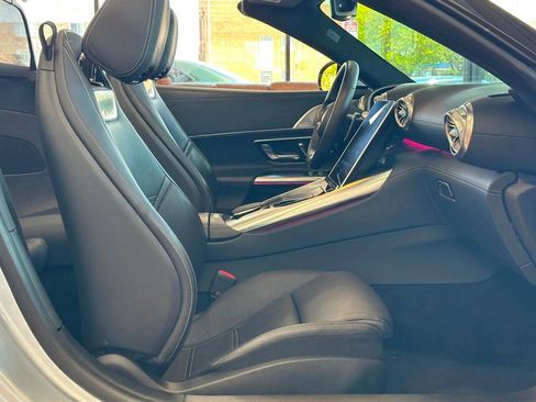 Used 2022 Mercedes-Benz SL 55 AMG 4MATIC image 20