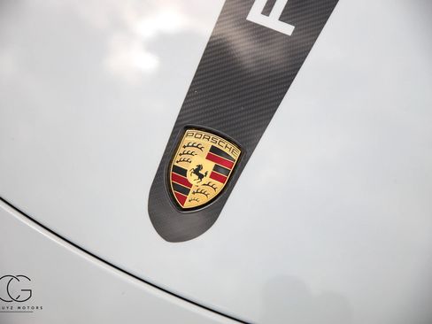 Used 2017 Porsche 911 4 Coupe AWD/4WD image 24