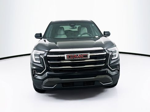 Used 2026 GMC Terrain Elevation FWD image 2