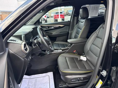 Certified 2024 Chevrolet TrailBlazer ACTIV w/ Convenience Package AWD/4WD image 11
