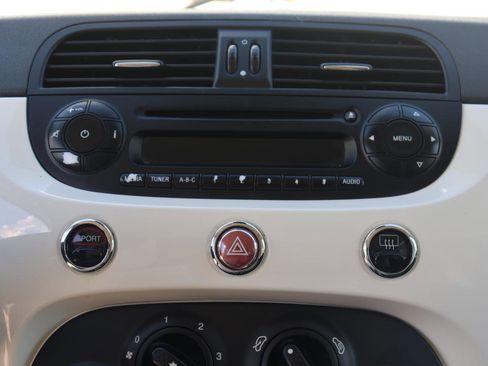 Used 2015 FIAT 500 Pop image 23