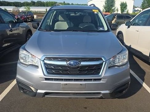 Used 2018 Subaru Forester 2.5i w/ Alloy Wheel Package AWD/4WD image 2
