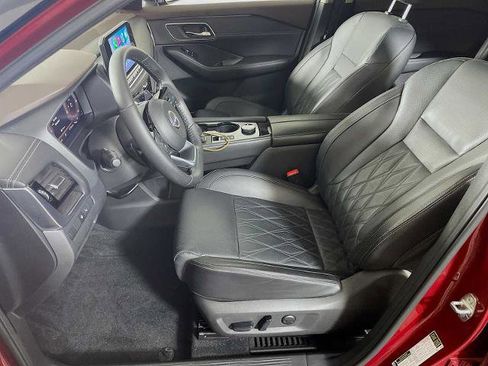 Certified 2023 Nissan Rogue Platinum w/ Platinum Premium Package image 20