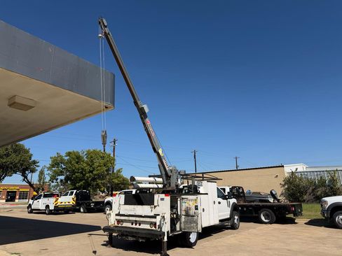 Used 2017 Ford F550 2WD Regular Cab Super Duty image 37