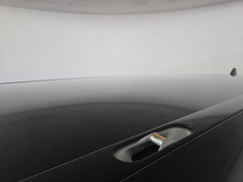 Used 2025 Rivian R1S Adventure AWD/4WD image 13