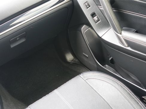 Used 2018 Subaru Forester 2.0XT Touring AWD/4WD image 27