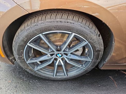 Used 2019 BMW 330i Sedan w/ Premium Package image 7