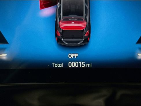 Used 2025 BMW X3 xDrive30i w/ M Sport Package image 11