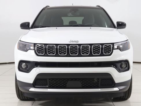 Used 2025 Jeep Compass Limited image 50