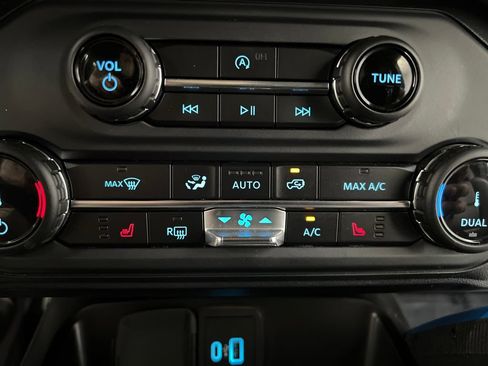 Used 2022 Ford Bronco Black Diamond AWD/4WD image 45