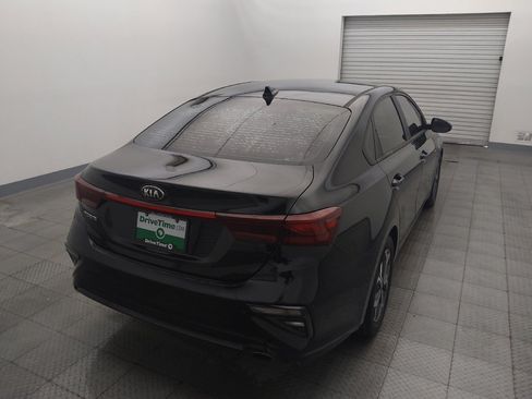 Used 2021 Kia Forte LXS FWD image 7