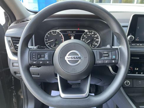 Used 2021 Nissan Rogue SV image 21