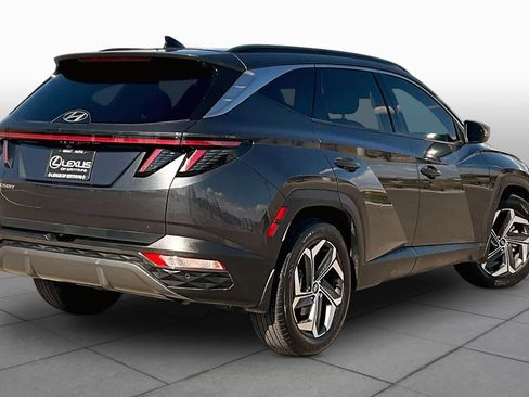 Used 2023 Hyundai Tucson Limited FWD image 12