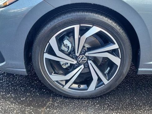 Certified 2025 Volkswagen Jetta SEL FWD image 29