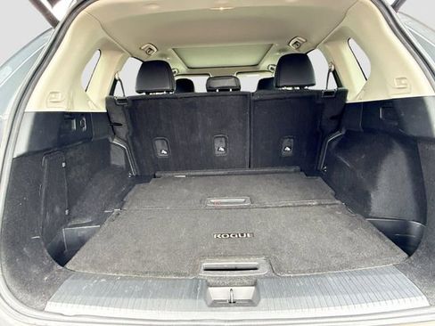 Used 2021 Nissan Rogue SL FWD image 12