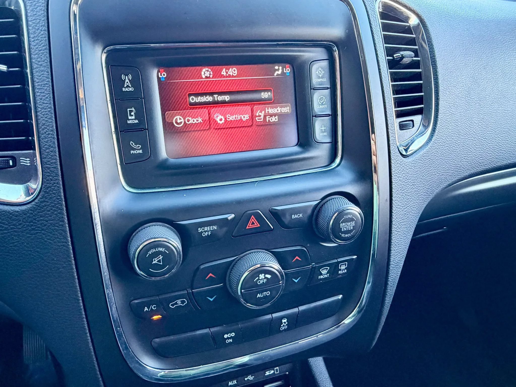 Used 2015 Dodge Durango SXT AWD/4WD image 18