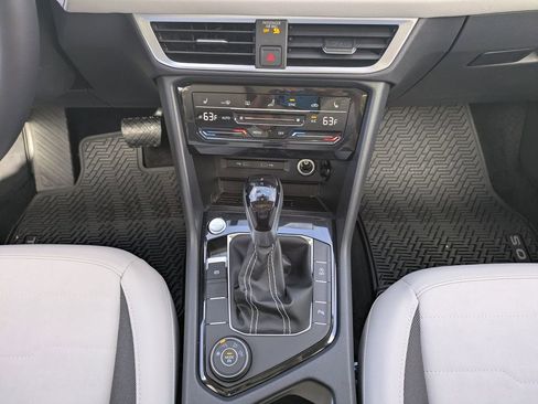 New 2026 Volkswagen Taos SE AWD/4WD image 19