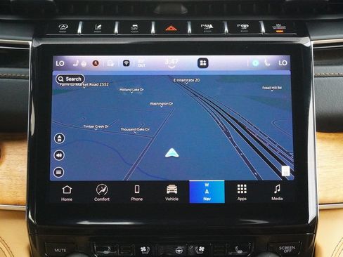 Used 2024 Jeep Grand Cherokee L Summit AWD/4WD image 13
