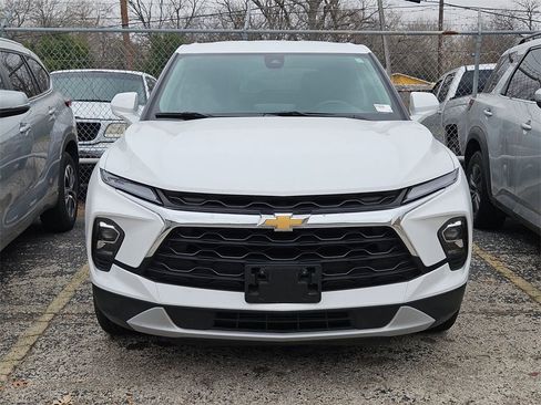 Used 2025 Chevrolet Blazer LT image 5