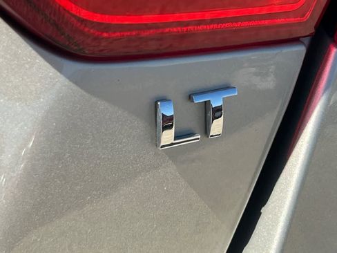 Used 2014 Chevrolet Impala LT FWD image 17