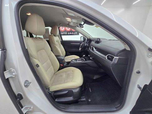 Used 2019 MAZDA CX-5 Touring FWD image 21