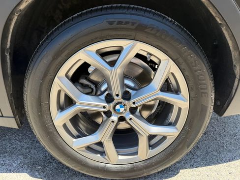 Used 2020 BMW X4 xDrive30i w/ Premium Package AWD/4WD image 8
