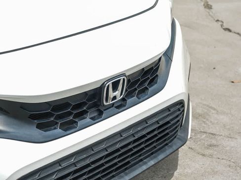 Used 2023 Honda Civic LX image 5