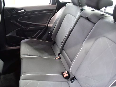 Used 2025 Volkswagen Jetta Sport FWD image 10